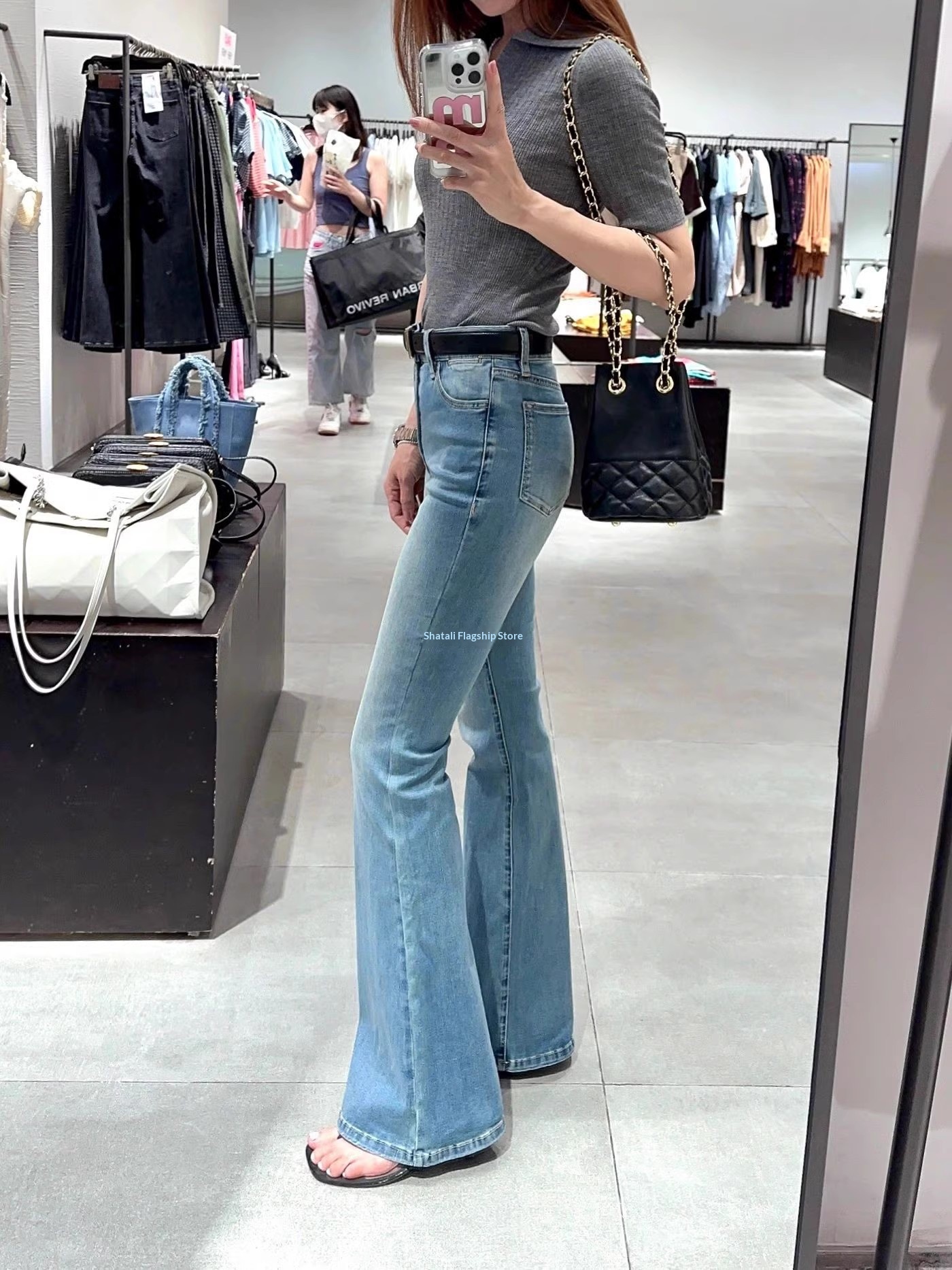 Dames slim-fit micro-flare jeans stretch broek voor dames_voghion.com