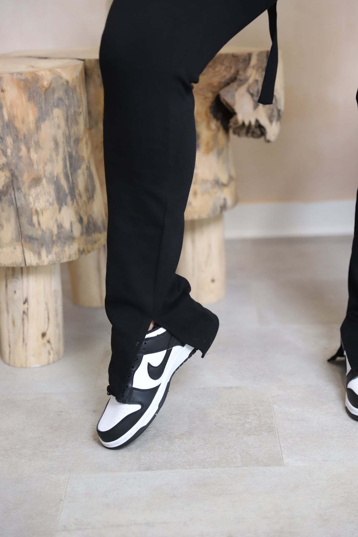 Fashionable Women's Workwear Capris With Drawstring And Slit Leg_voghion.com