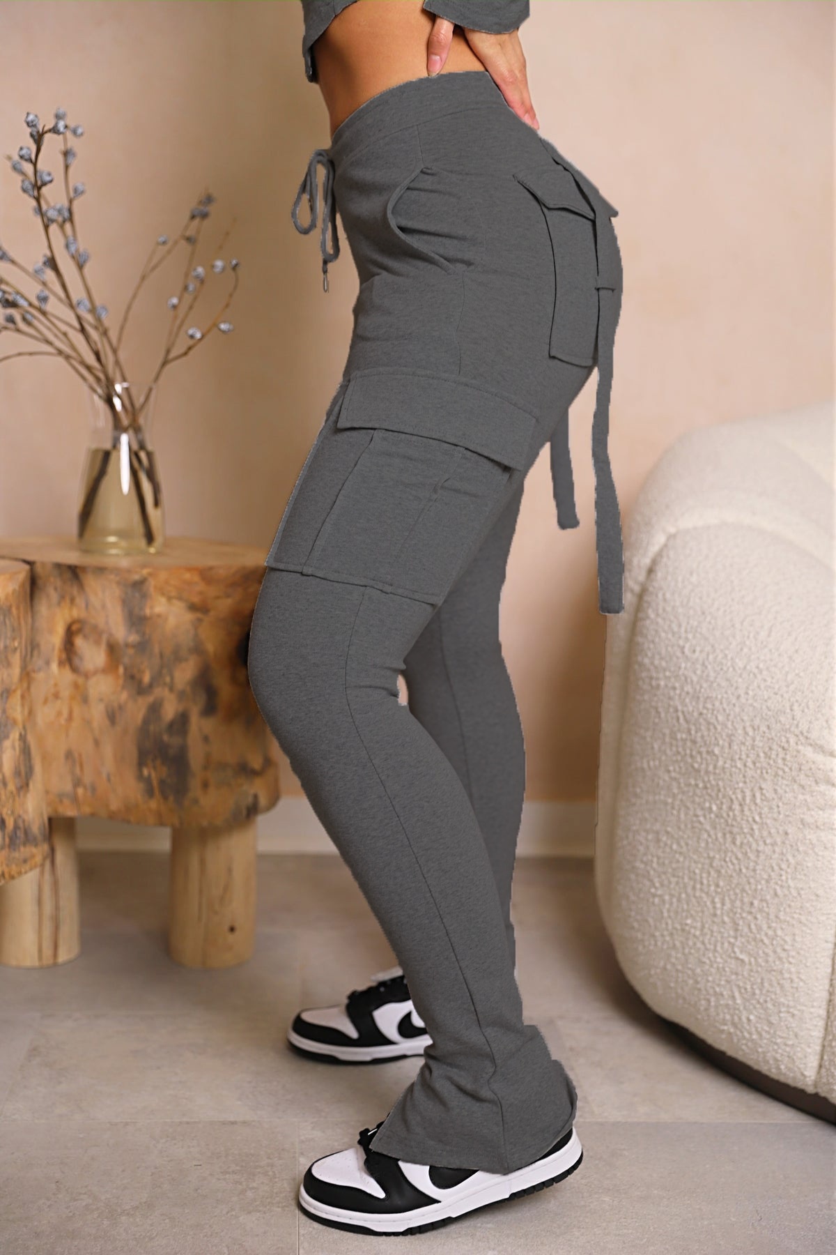 Fashionable Women's Workwear Capris With Drawstring And Slit Leg_voghion.com