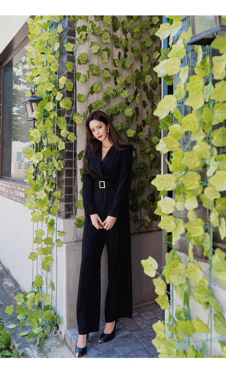 Jumpsuit donna elegante a gamba larga con vita stretta_voghion.com