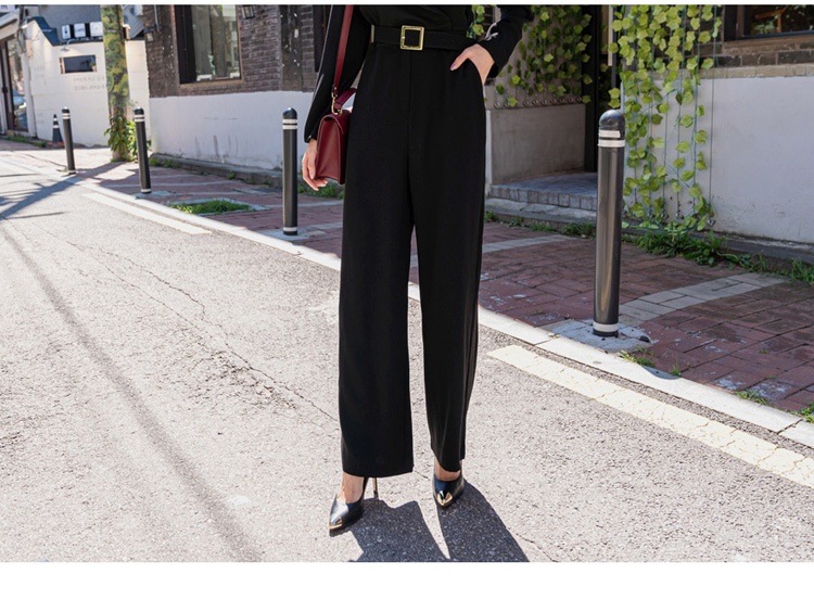 Jumpsuit donna elegante a gamba larga con vita stretta_voghion.com