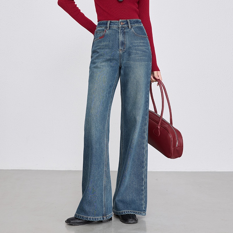 Wenn es sich um die neue bestickte, beflockte, ausgestellte Jeans für Damen mit hohem Bund, geradem Schnitt und Fleecefutter handelt, dann ist sie genau das Richtige für Sie._voghion.com