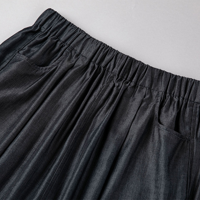Lässige Tencel-Hose mit festem Fall, elastischem Bund, glattem Schnitt und weitem Bein – eine vielseitige neue Damenhose für Frühling und Sommer._voghion.com