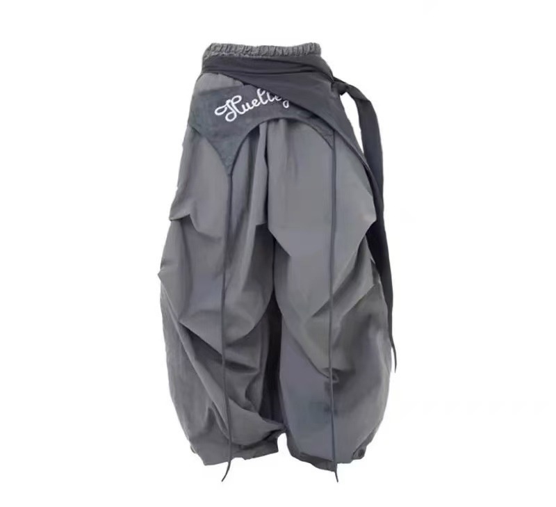 Pantalones capri mujer pernera ancha gris con cinturón casual_voghion.com