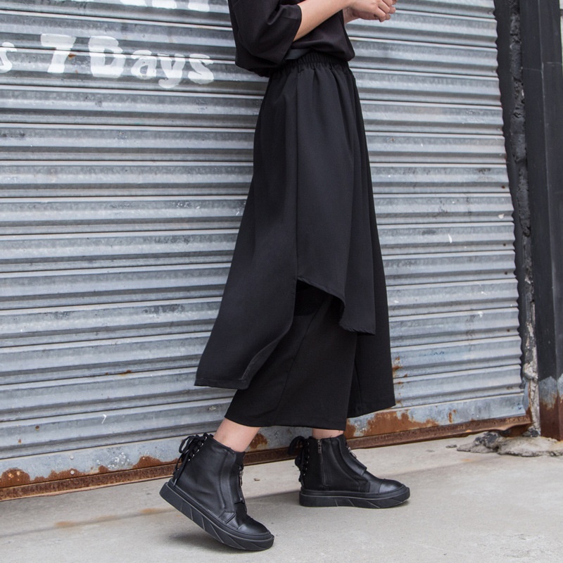 2025 Summer Thin Wide-Leg Chiffon Patchwork Women's Casual Asymmetric Skirt Simple Nine-Point Pants Trendy_voghion.com