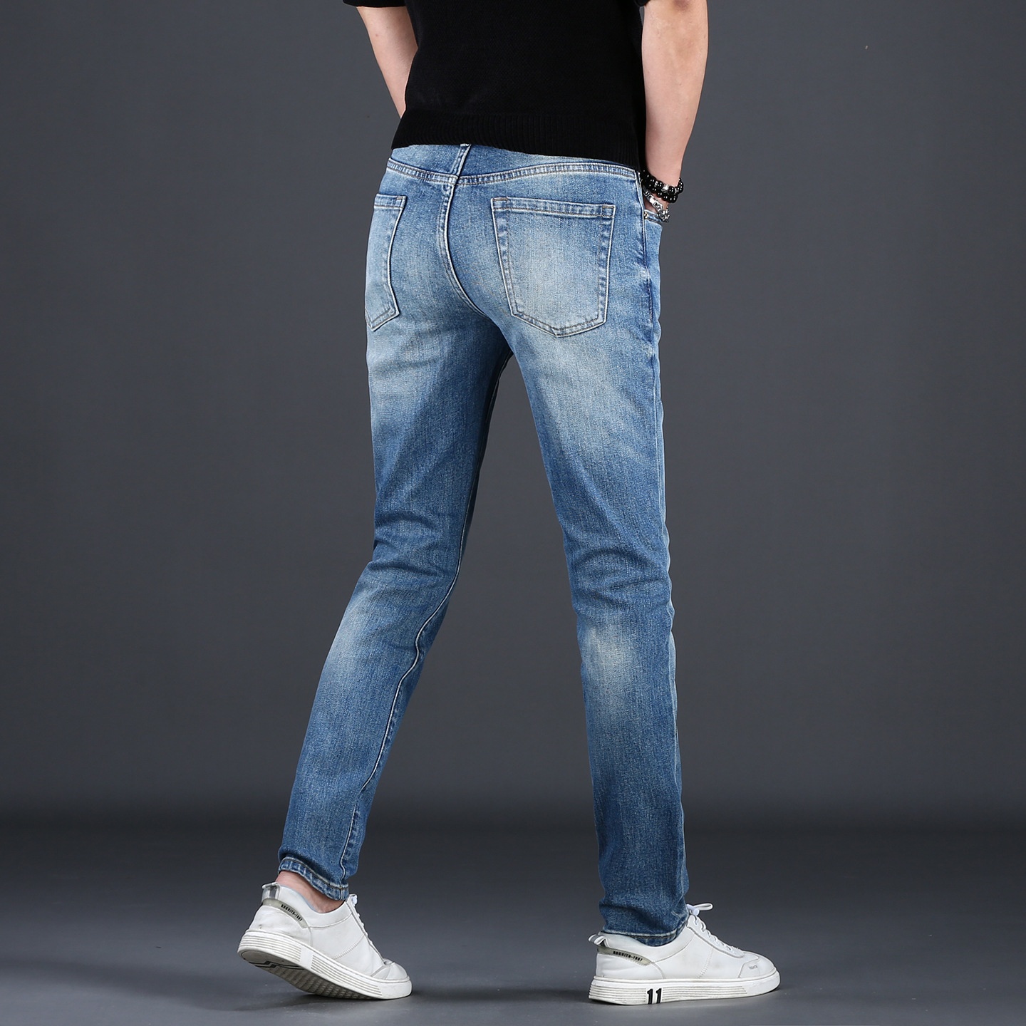 Jeans da uomo 2025, nuovi, di alta gamma, leggeri, di tendenza, autunno/inverno, vestibilità slim, elasticizzati, in denim blu._voghion.com
