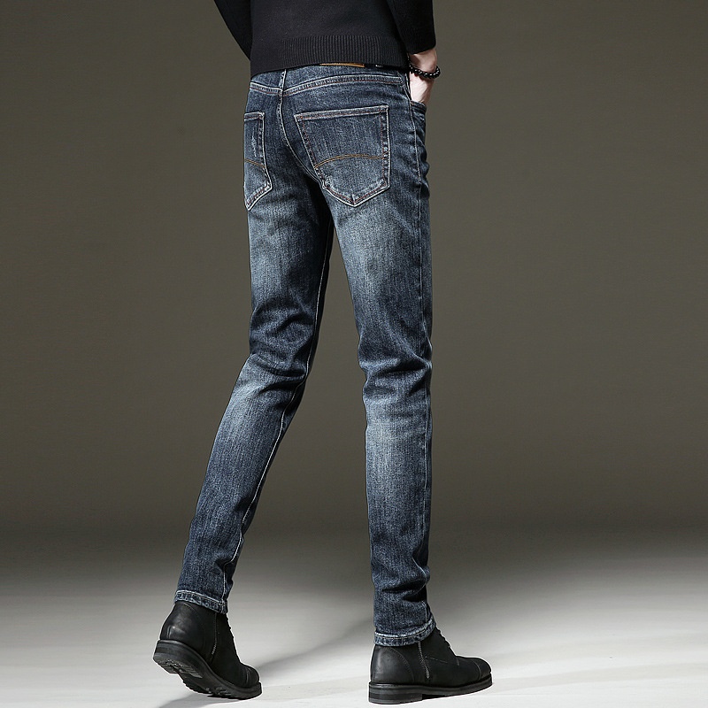 Hochwertige blaue Jeans für Herren, trendige Slim-Fit-Skinny-Jeans für Herbst und Winter 2026, modische Stretch-Jeans_voghion.com