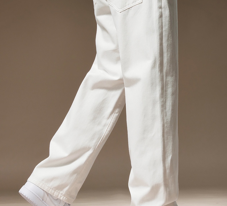 Jeans uomo bianchi a gamba larga taglio dritto in cotone casual_voghion.com