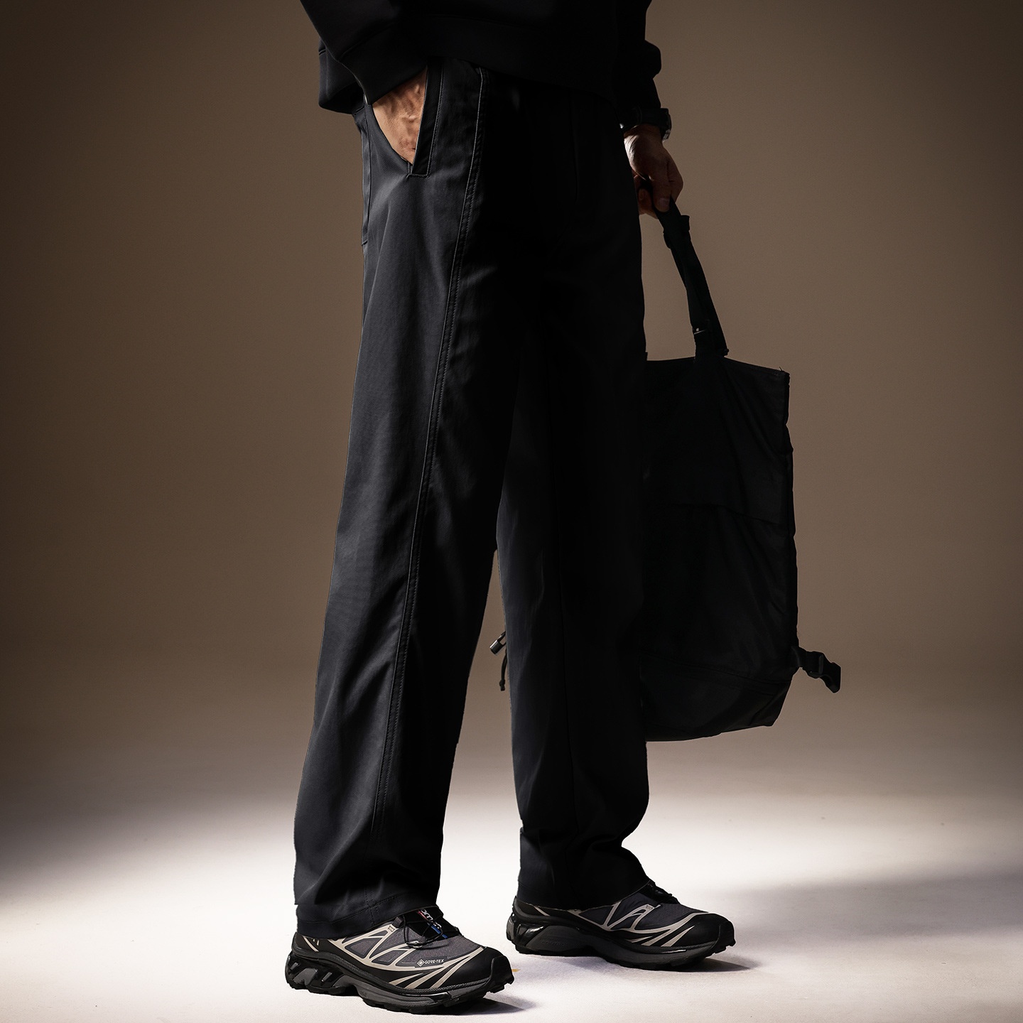 Hochwertige amerikanische Herren-Outdoorhose, Modell Herbst/Winter 2025, gerader, locker fallender Schnitt_voghion.com