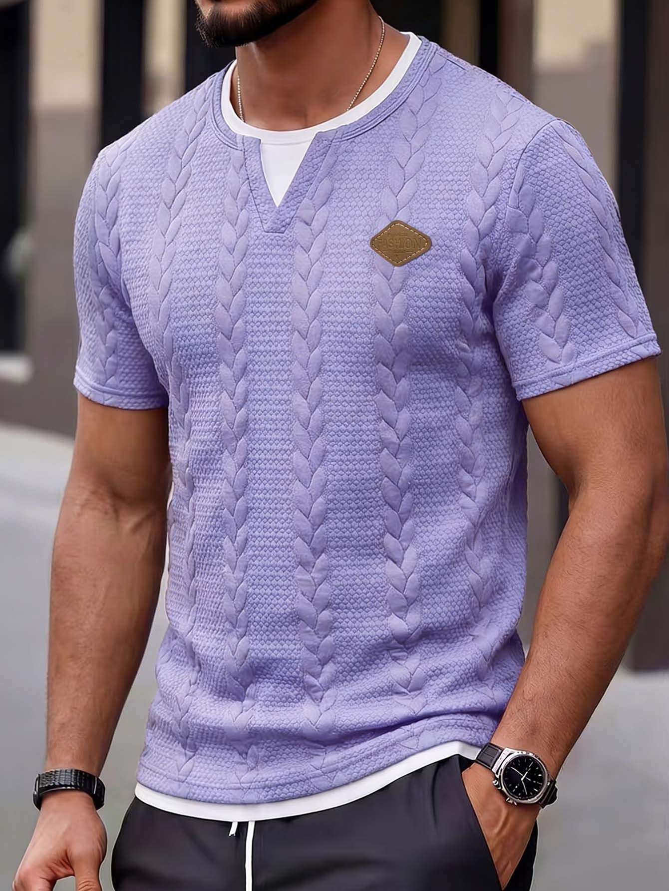 T-shirt uomo in jacquard testurizzato con logo in pelle estate_voghion.com