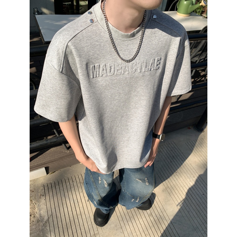 Men's White Printed T-shirt With Rivet Design For Summer Style_voghion.com