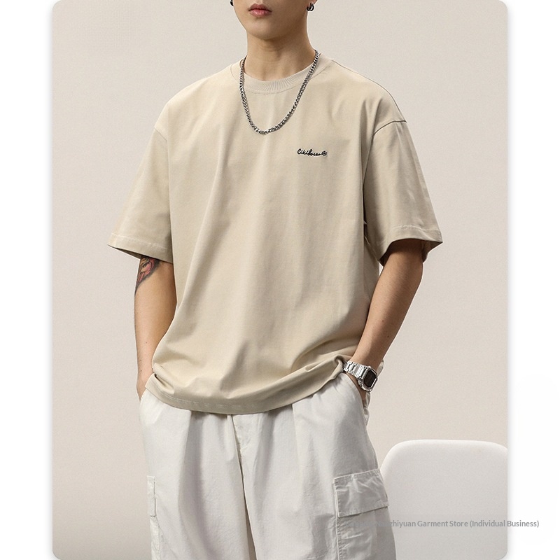 Herr t-shirt i ren bomull i beige som baslager_voghion.com
