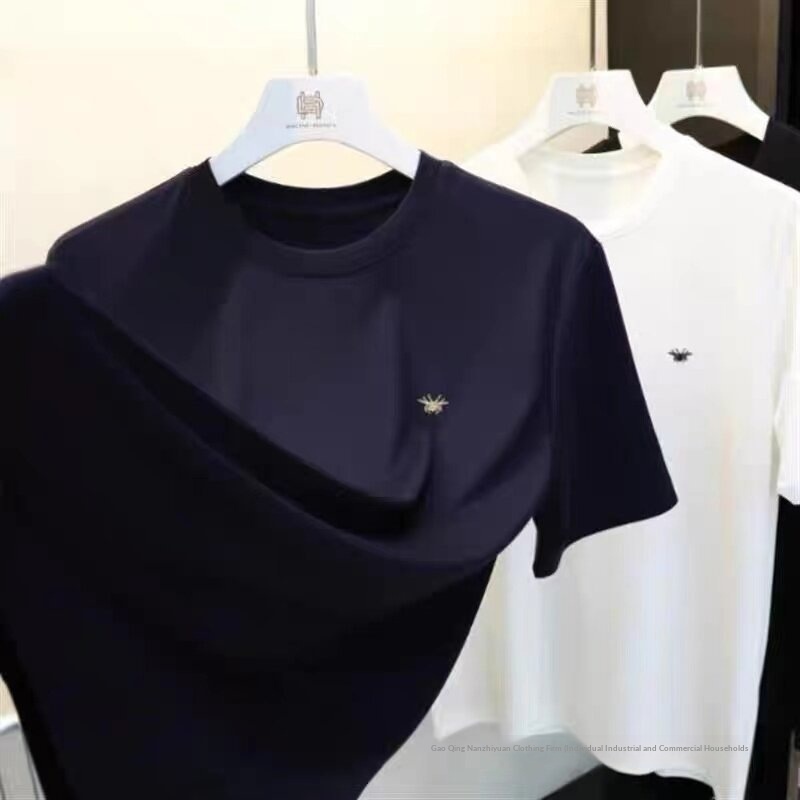 T-shirt uomo in cotone a maniche corte con scollo rotondo_voghion.com