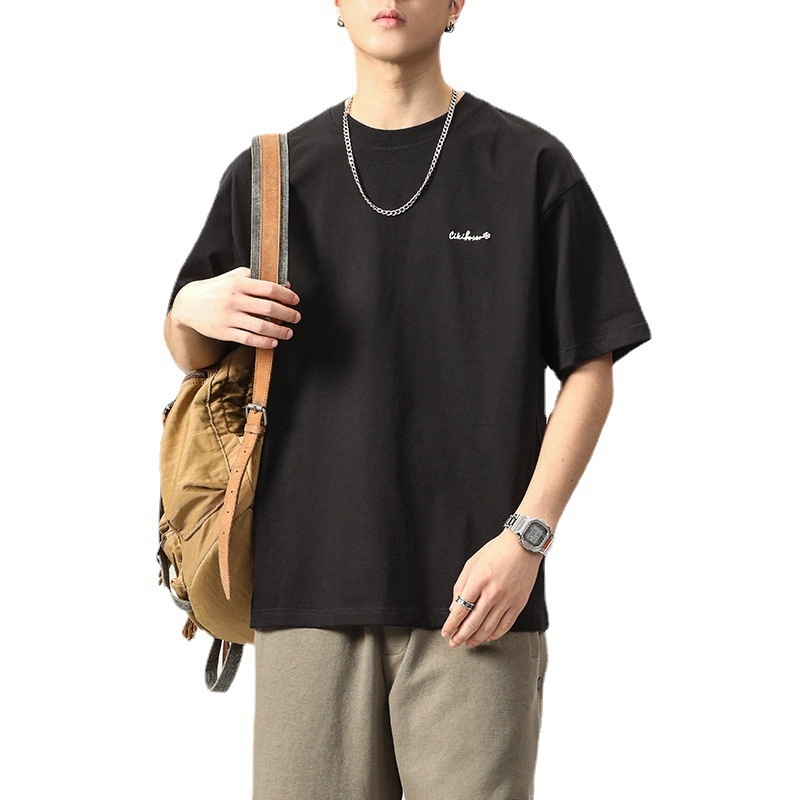 Herr t-shirt i ren bomull i beige som baslager_voghion.com