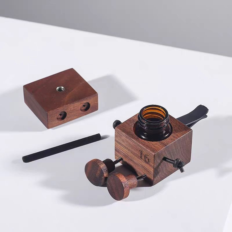 Wooden Leg-Shaking Man Air Vent No Fire Aromatherapy Long-Lasting Light Fragrance Car Interior Decoration Cute Ornament_voghion.com