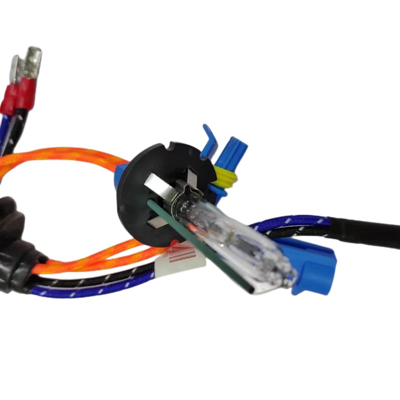 Xenon-Lampe D2H-Modifikationsscheinwerfer HID-Autolampe mit Kabel D2S D2C D4 Starkes Licht_voghion.com