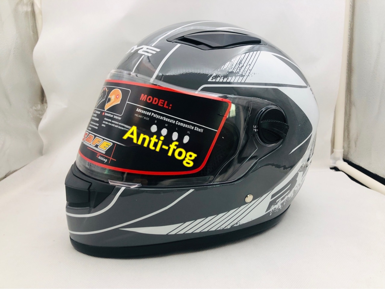 Casco integrale moto per uomo sicurezza stradale_voghion.com