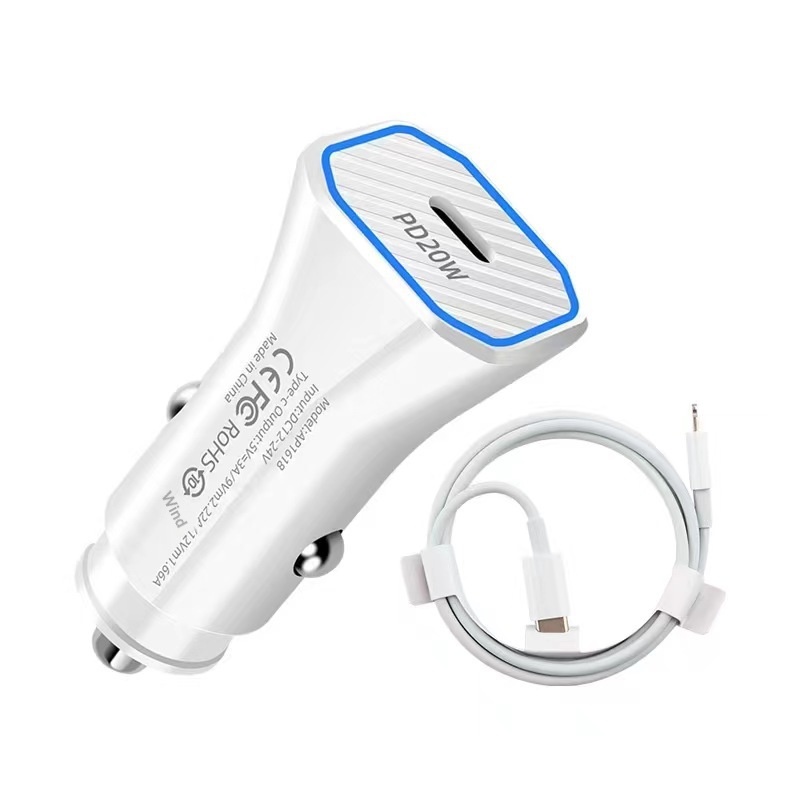 Caricabatterie da auto transfrontaliero a doppia porta PD Type-C e porta USB singola, con connettore di ricarica rapida multifunzione da 38W/20W._voghion.com