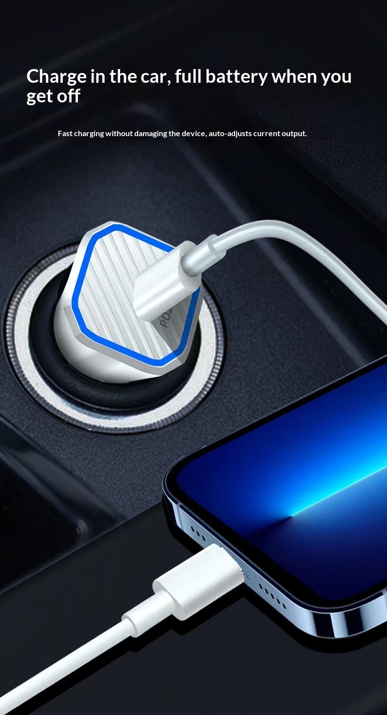 Caricabatterie da auto transfrontaliero a doppia porta PD Type-C e porta USB singola, con connettore di ricarica rapida multifunzione da 38W/20W._voghion.com