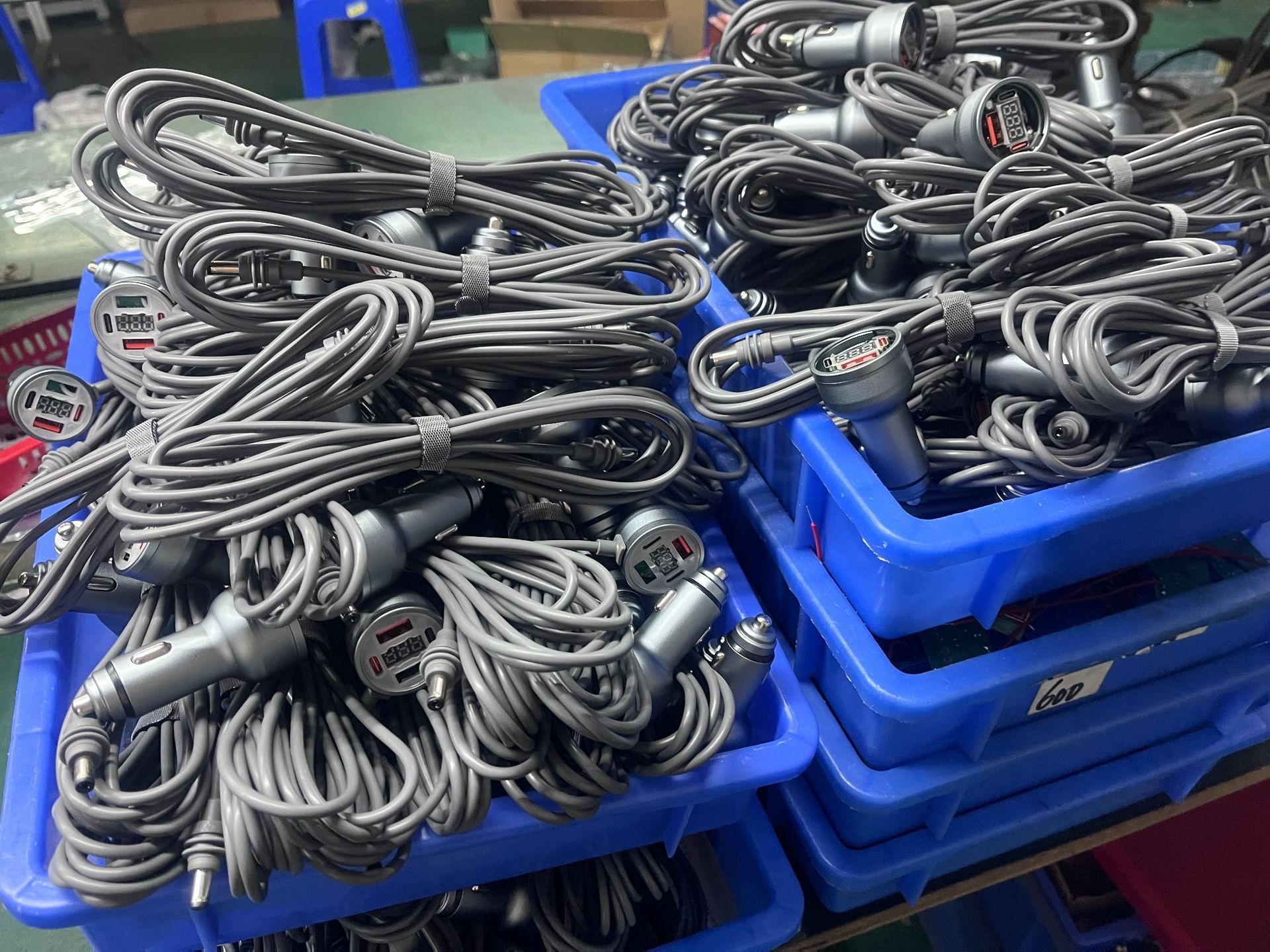 Digitales Star-link Auto Ladegerät Mit Display Und Kabel_voghion.com