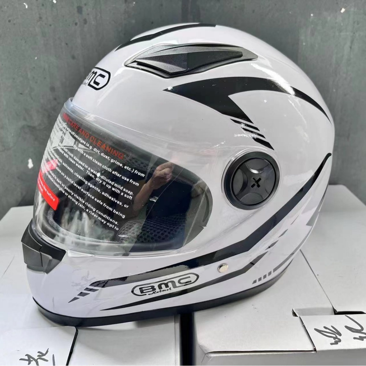 Casco integrale da moto e bici elettrica Cross-Border Exclusive per uomo, design senza cuciture_voghion.com