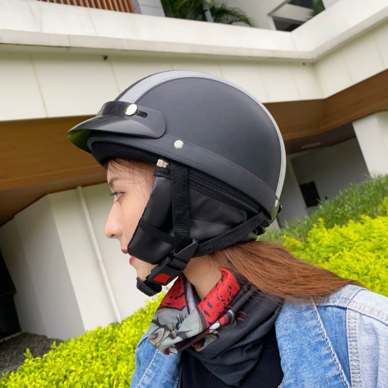 Exklusiv bei Cross-Border erhältlich: Leder-Halbelektroroller für Damen und Herren, Ganzjahres-Leichtmetallhelm in Melonenfarbe, sofort lieferbar_voghion.com